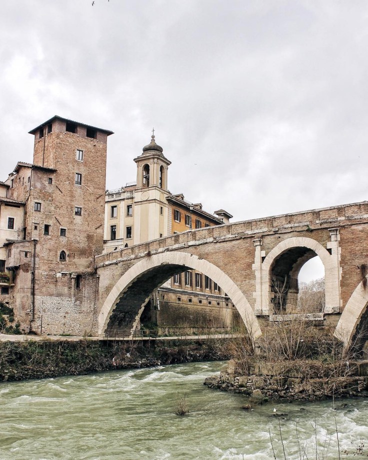 17437573_777700955718374_6653182097039032320_n